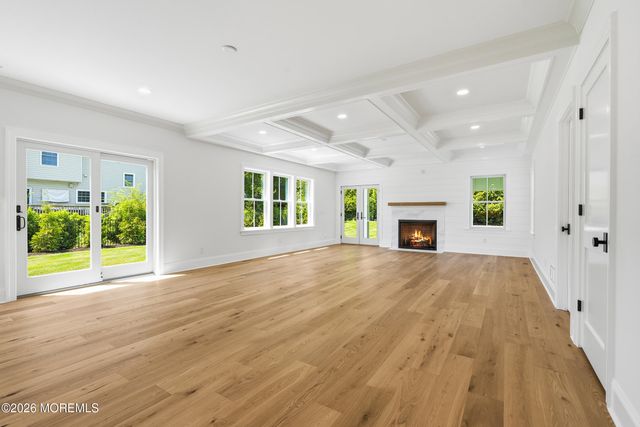 8 Pocahontas Avenue, Oceanport, NJ 07757