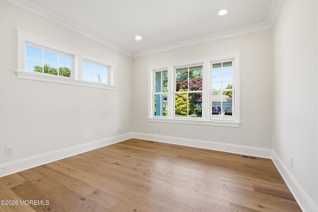 8 Pocahontas Avenue, Oceanport, NJ 07757