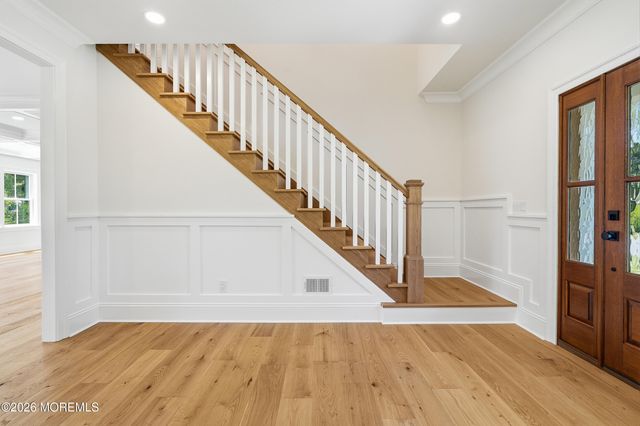 8 Pocahontas Avenue, Oceanport, NJ 07757