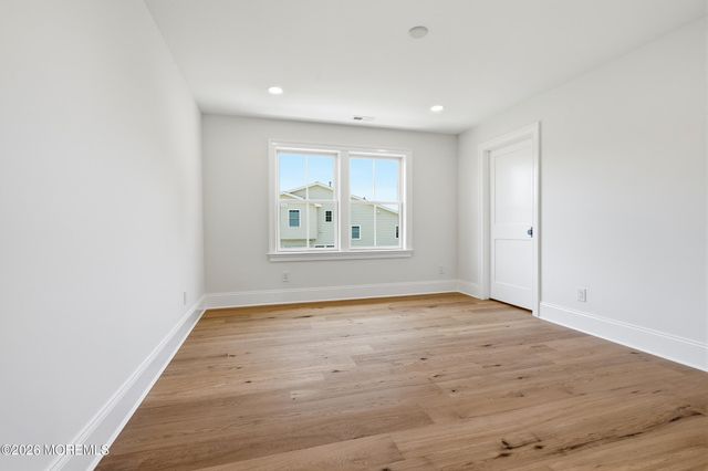 8 Pocahontas Avenue, Oceanport, NJ 07757