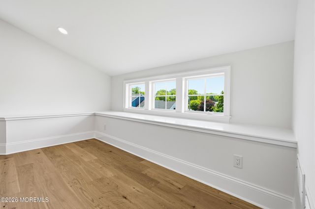 8 Pocahontas Avenue, Oceanport, NJ 07757