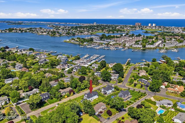 8 Pocahontas Avenue, Oceanport, NJ 07757