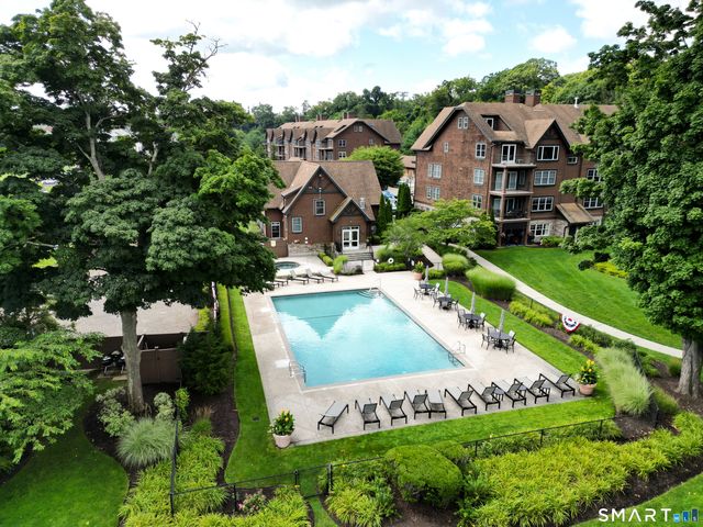 16 Hayestown Road C301, Danbury, CT 06811