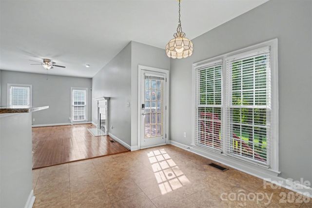 5917 Nuthatch Court, Charlotte, NC 28277