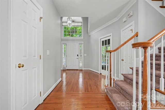 5917 Nuthatch Court, Charlotte, NC 28277