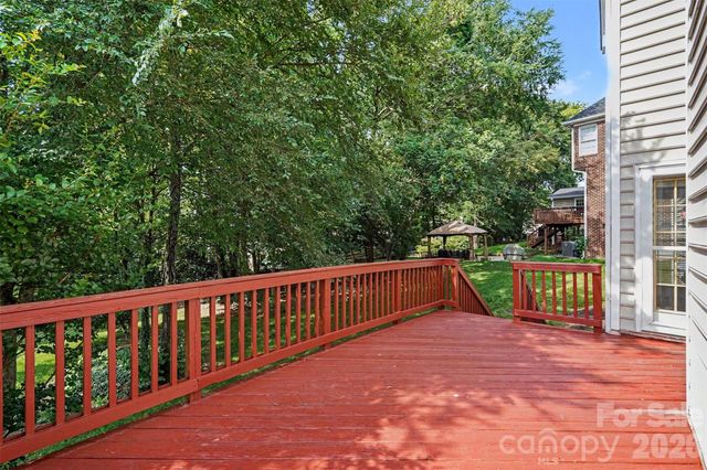 5917 Nuthatch Court, Charlotte, NC 28277