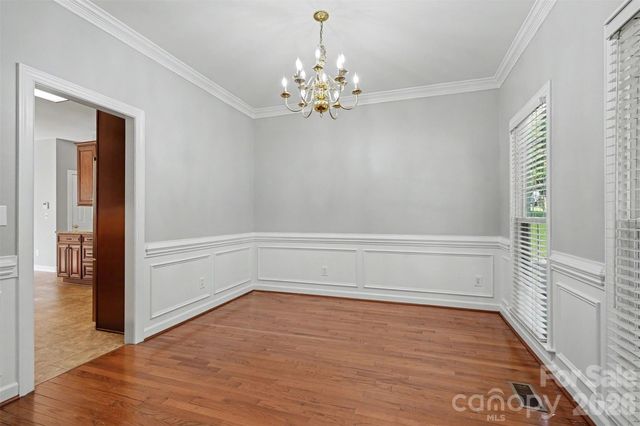5917 Nuthatch Court, Charlotte, NC 28277