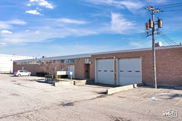 6040 Oakton Street, Morton Grove, IL 60053