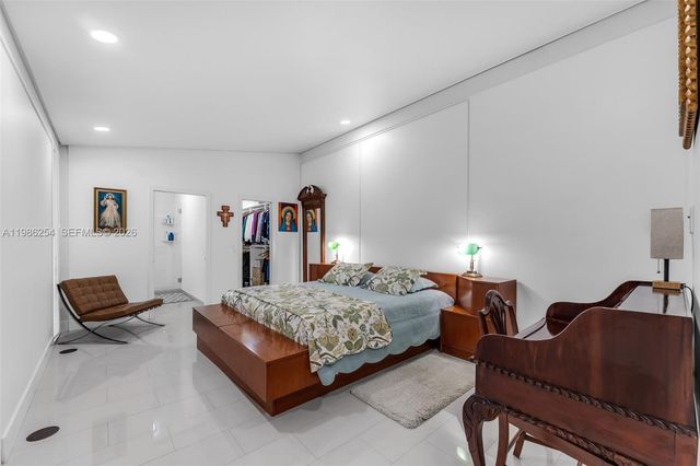 12950 SW 67th Ave, Pinecrest, FL 33156