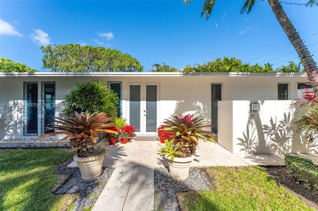 12950 SW 67th Ave, Pinecrest, FL 33156