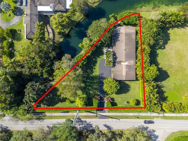 12950 SW 67th Ave, Pinecrest, FL 33156