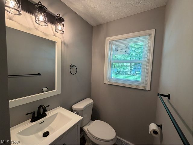 7619 Red Fox Drive, Boardman, OH 44512