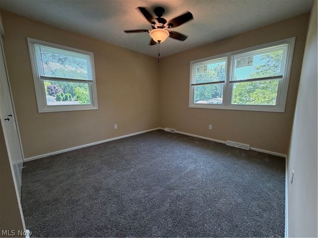 7619 Red Fox Drive, Boardman, OH 44512