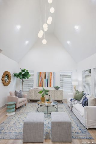 506 Haggin St, San Antonio, TX 78210