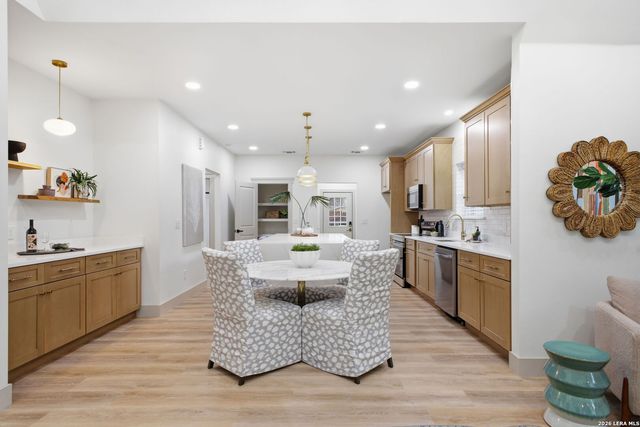 506 Haggin St, San Antonio, TX 78210