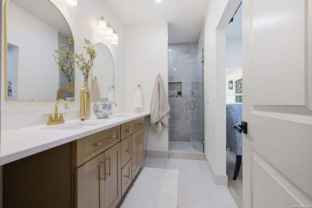 506 Haggin St, San Antonio, TX 78210