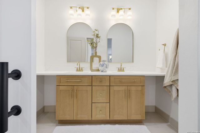 506 Haggin St, San Antonio, TX 78210