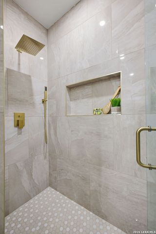 506 Haggin St, San Antonio, TX 78210