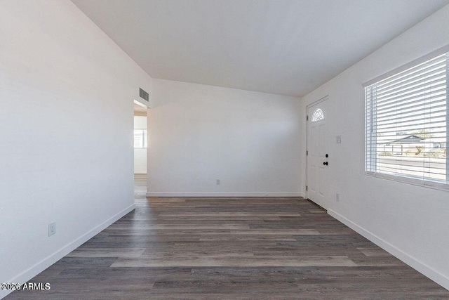 11107 W IOWA Avenue, Youngtown, AZ 85363