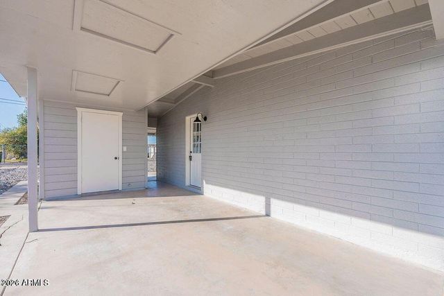 11107 W IOWA Avenue, Youngtown, AZ 85363