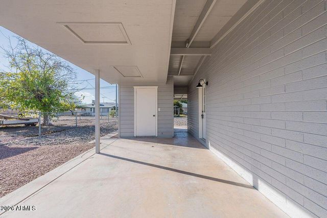 11107 W IOWA Avenue, Youngtown, AZ 85363