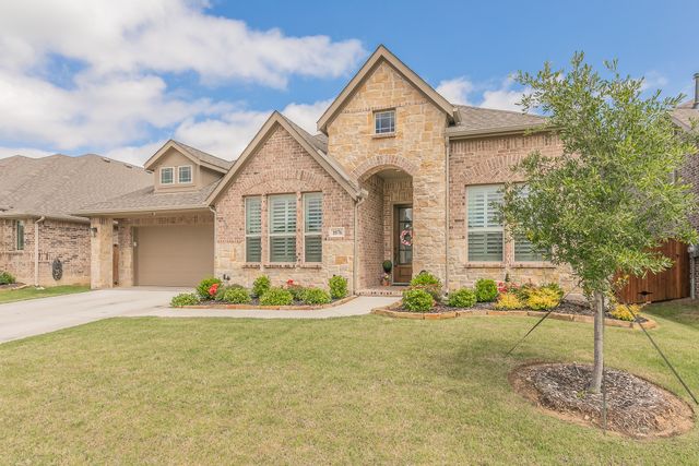 1076 Fleetwood Drive, Justin, TX 76247