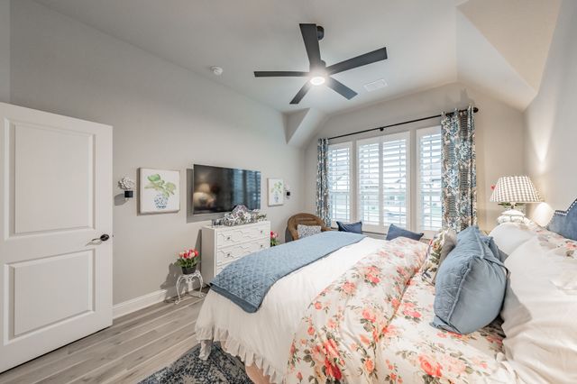 1076 Fleetwood Drive, Justin, TX 76247