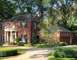 641 Fairway Drive NE, Warren, OH 44483