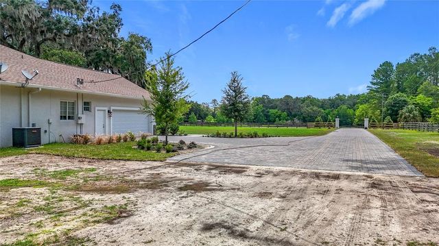 15620 NW 112TH AVENUE, Reddick, FL 32686