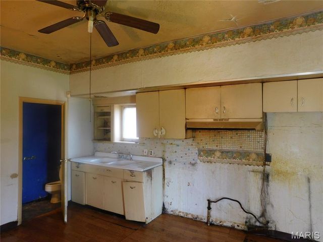 4502 Harris Avenue, St Louis, MO 63115