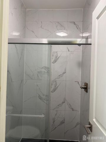 5061 Beech Court, South Brunswick, NJ 08852