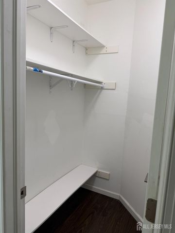 5061 Beech Court, South Brunswick, NJ 08852