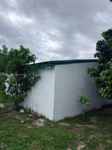 2911 NW 161st Street, Miami Gardens, FL 33054