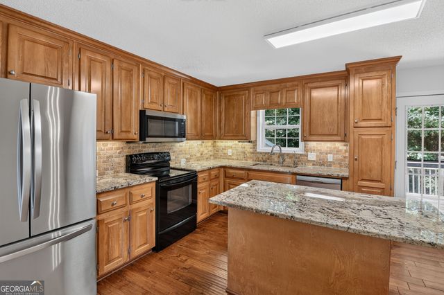 115 Nelson Ridge Drive, Ball Ground, GA 30107