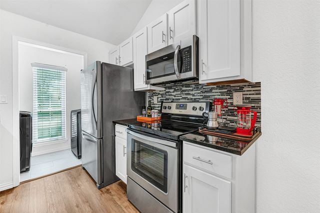 5981 Arapaho Road 402, Dallas, TX 75248