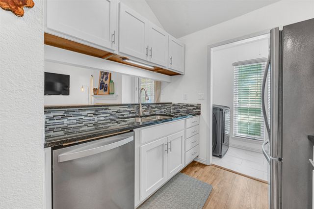 5981 Arapaho Road 402, Dallas, TX 75248