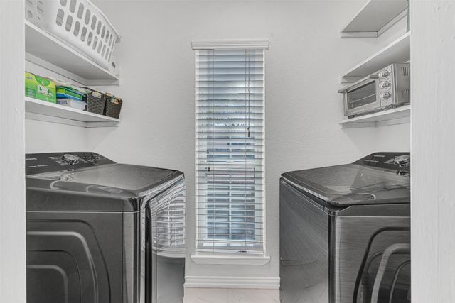 5981 Arapaho Road 402, Dallas, TX 75248