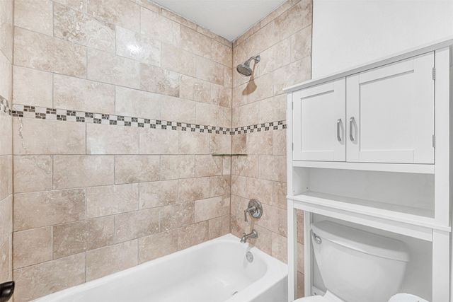 5981 Arapaho Road 402, Dallas, TX 75248