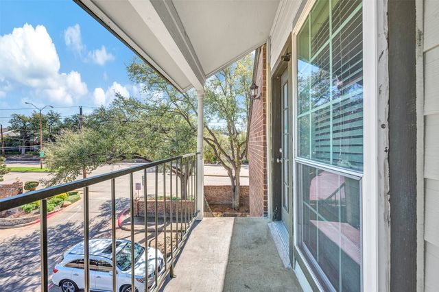 5981 Arapaho Road 402, Dallas, TX 75248