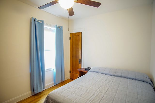 5224 W Deming Place, Chicago, IL 60639