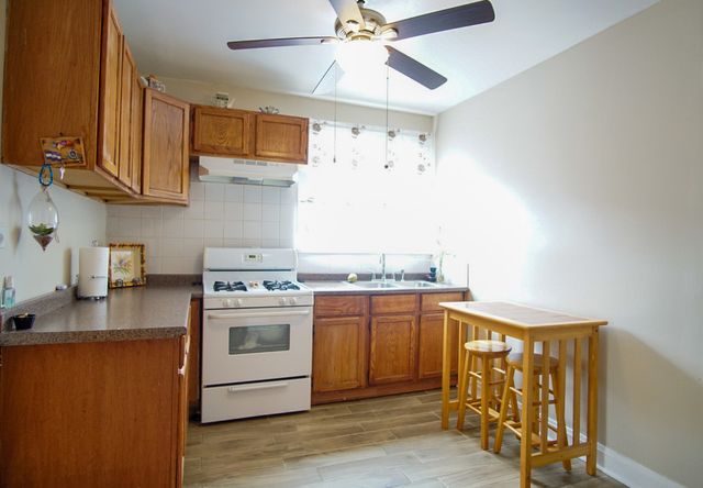 5224 W Deming Place, Chicago, IL 60639