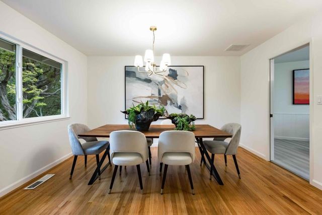 2160 Via Escalera, Los Altos, CA 94024