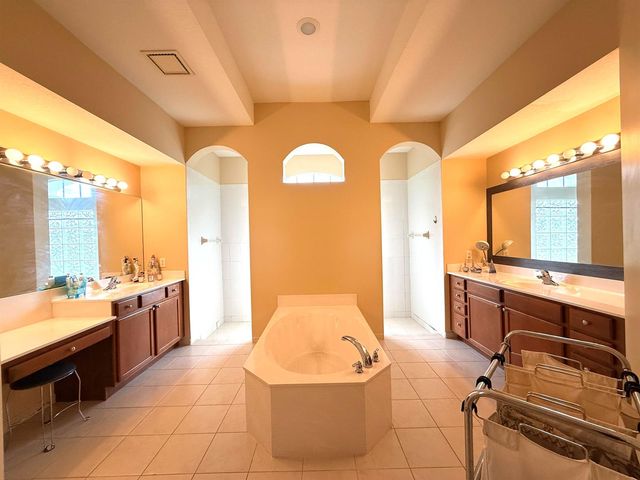 6613 Hall Boulevard, Loxahatchee, FL 33470