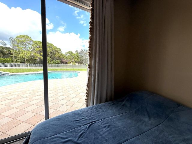 6613 Hall Boulevard, Loxahatchee, FL 33470