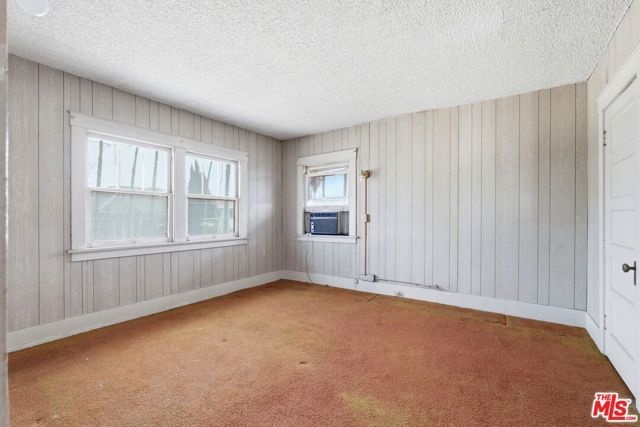 127 S Westlake Avenue, Los Angeles, CA 90057