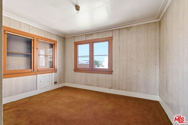 127 S Westlake Avenue, Los Angeles, CA 90057