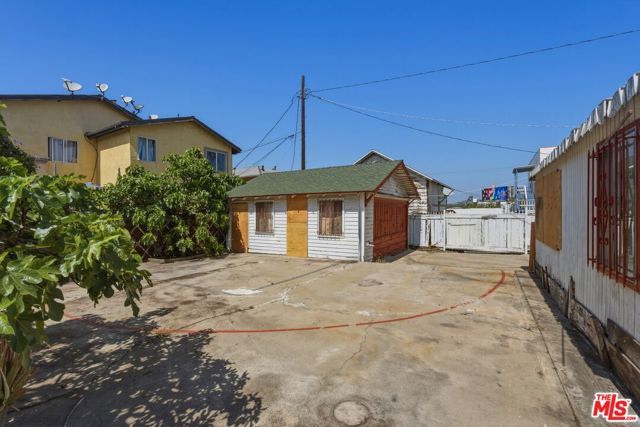 127 S Westlake Avenue, Los Angeles, CA 90057