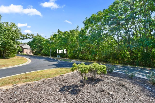 5204 S Nettleton Avenue, Springfield, MO 65810