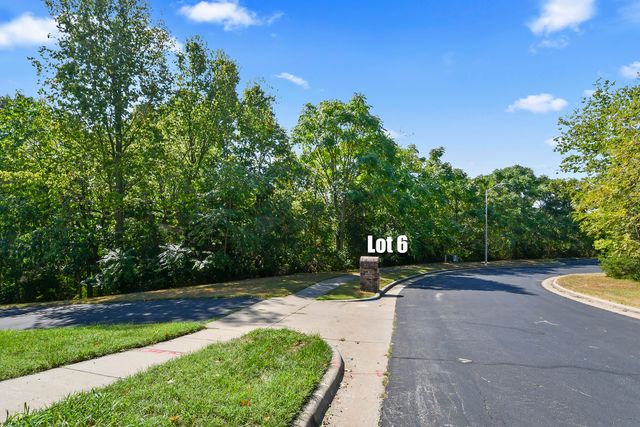 5204 S Nettleton Avenue, Springfield, MO 65810