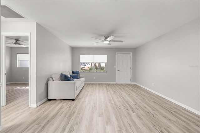 8681 SW 93RD PLACE B, Ocala, FL 34481